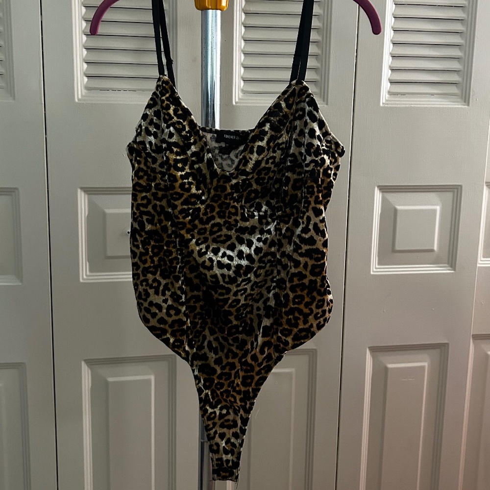 1X Forever 21 Leopard Print Bodysuit